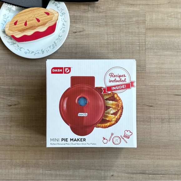 Dash | mini pie maker - Picture 1 of 9